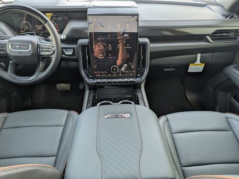 New 2026 GMC Yukon AT4 w/ AT4 Premium Plus Package AWD/4WD image 12