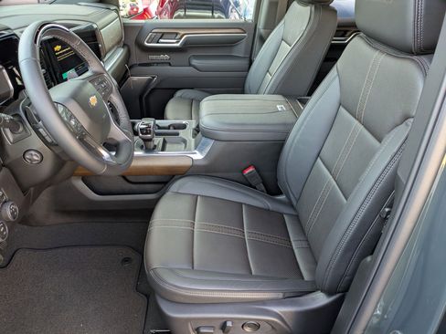 New 2026 Chevrolet Silverado 1500 High Country w/ Technology Package image 10