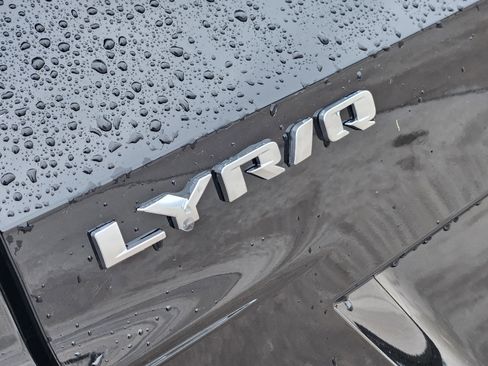 New 2026 Cadillac Lyriq Luxury image 8