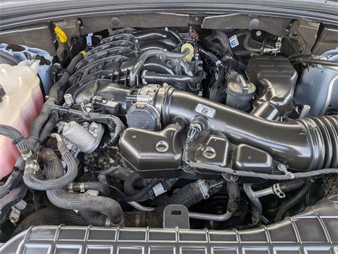 Certified 2024 Jeep Grand Cherokee L Laredo image 31