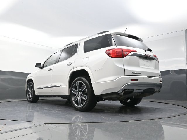 Used 2018 GMC Acadia Denali w/ Technology Package AWD/4WD image 34