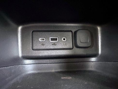 Used 2023 Chevrolet Equinox LS w/ LS Convenience Package AWD/4WD image 24