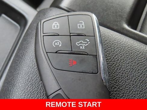 Used 2025 Chevrolet Silverado 2500 LT w/ Convenience Package image 40