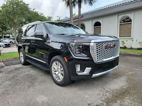 Used 2021 GMC Yukon Denali RWD image 3