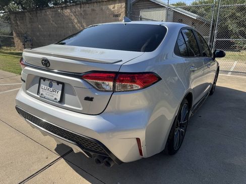 Used 2022 Toyota Corolla SE FWD image 15