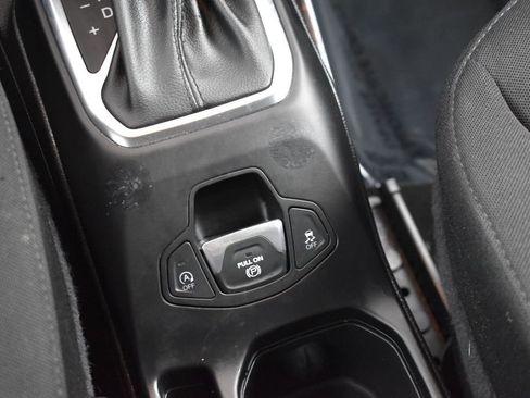 Used 2023 Jeep Renegade Latitude AWD/4WD image 20