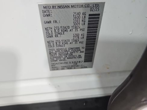 Certified 2025 Nissan Murano SV AWD/4WD image 30