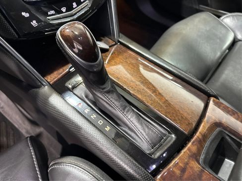 Used 2014 Cadillac XTS Luxury image 17