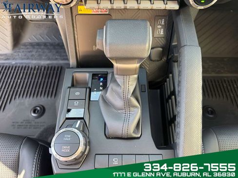 Used 2025 Toyota 4Runner Limited image 23