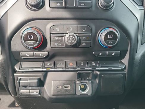 Certified 2021 Chevrolet Silverado 1500 RST w/ Z71 Off-Road Package image 34