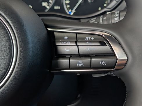 New 2026 MAZDA MAZDA3 Hatchback w/Premium Plus Pkg image 22