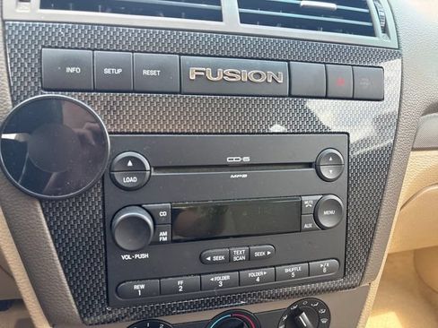 Used 2006 Ford Fusion SE FWD image 20