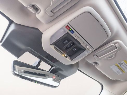 Used 2023 Subaru Forester Premium image 14