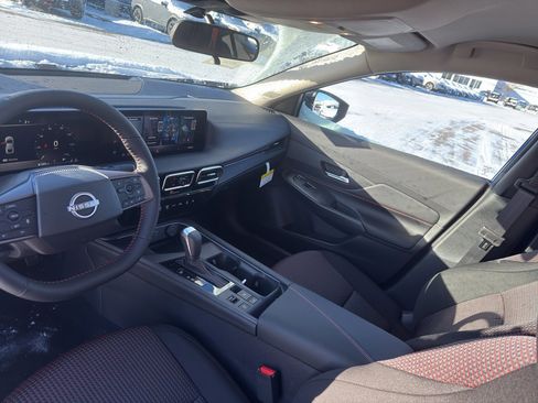 New 2026 Nissan Sentra SR image 25