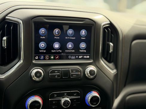 Used 2023 GMC Sierra 2500 AT4 image 44