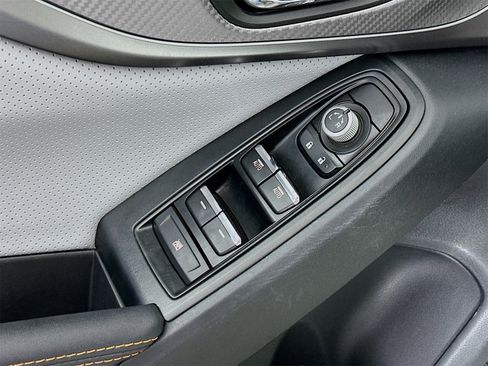 Used 2023 Subaru Crosstrek 2.5i Limited image 17