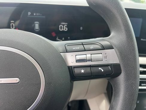 Used 2025 Hyundai Tucson SEL FWD image 15