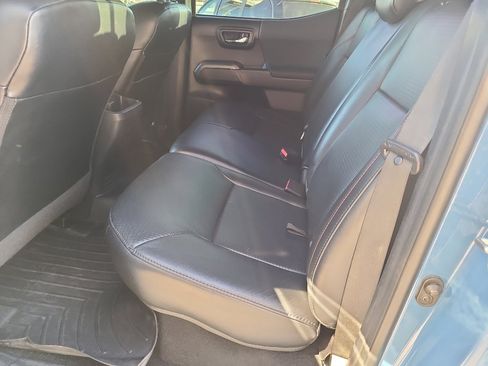 Used 2018 Toyota Tacoma TRD Pro image 12