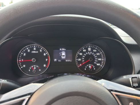 Used 2021 Kia Forte LXS FWD image 22