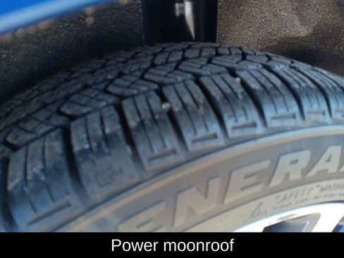 Used 2015 Honda Fit EX image 10