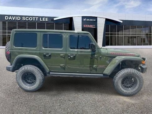 Used 2021 Jeep Wrangler Unlimited Rubicon AWD/4WD image 4