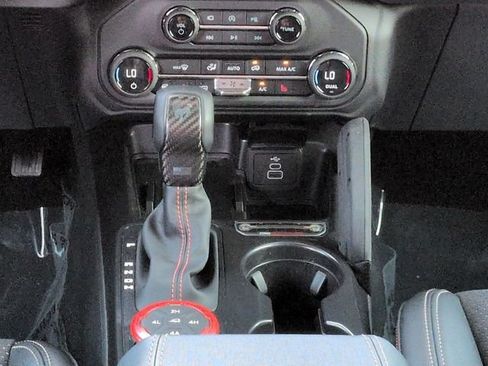 Certified 2026 Ford Bronco Raptor w/ Interior Carbon Fiber Pack AWD/4WD image 19