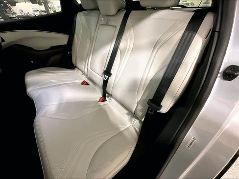 Used 2022 Ford Mustang Mach-E Premium image 21