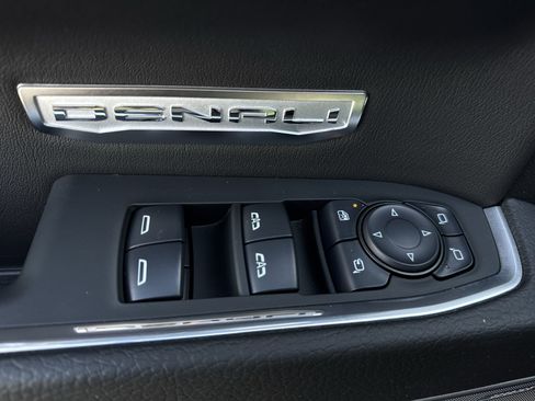 Used 2024 GMC Sierra 1500 Denali w/ Denali Reserve Package image 24