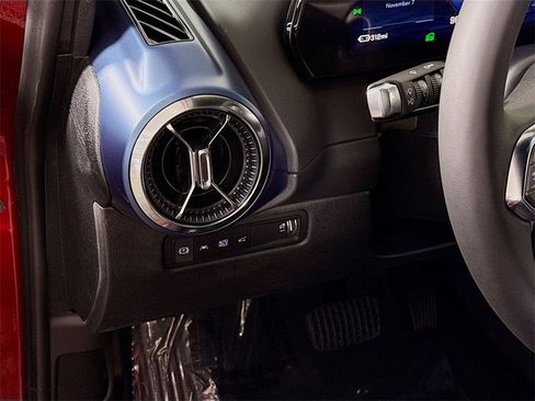 New 2026 Chevrolet Equinox EV LT image 5