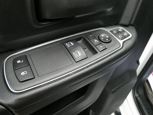 Used 2024 RAM 3500 Tradesman image 20