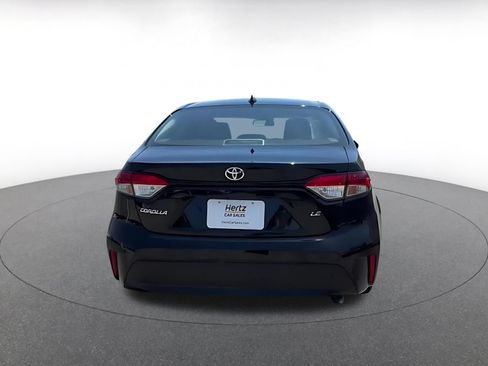 Used 2025 Toyota Corolla LE FWD image 12