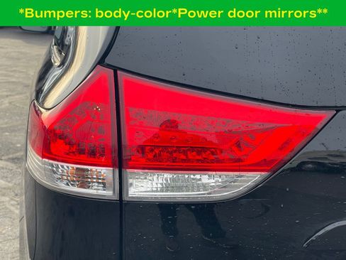 Used 2011 Toyota Sienna XLE image 7