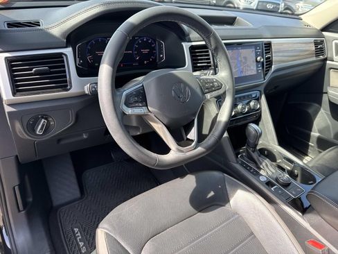 Used 2021 Volkswagen Atlas SEL Premium AWD/4WD image 19