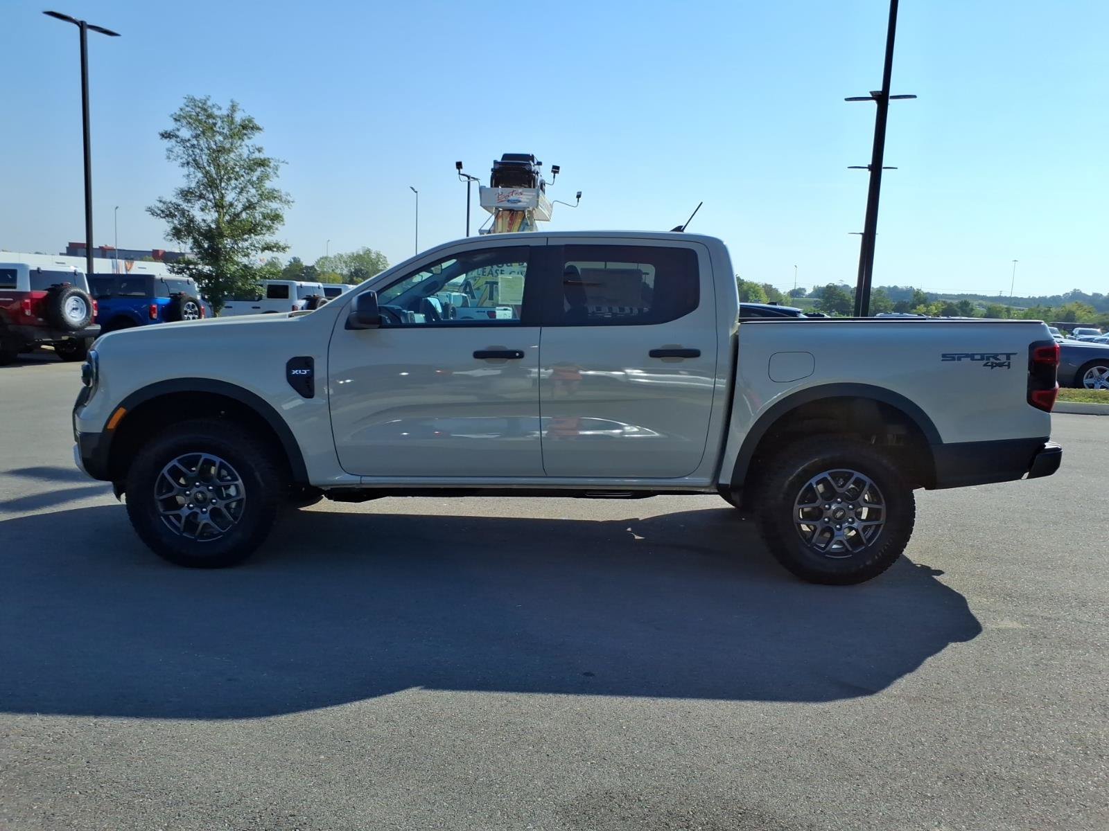 New 2026 Ford Ranger XLT w/ Trailer Tow Package AWD/4WD image 6