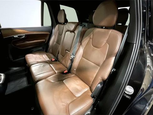 Certified 2024 Volvo XC90 B5 Plus image 27