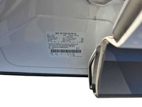 Used 2024 Ford Edge SEL AWD/4WD image 31