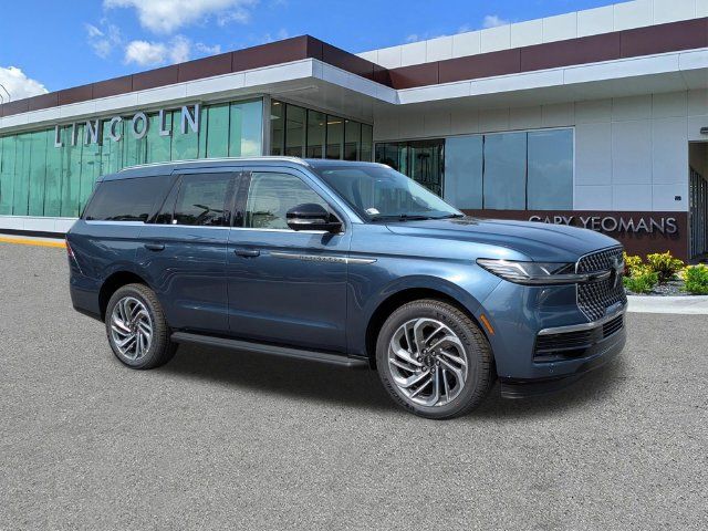 New 2027 Lincoln Navigator Premiere AWD/4WD image 2