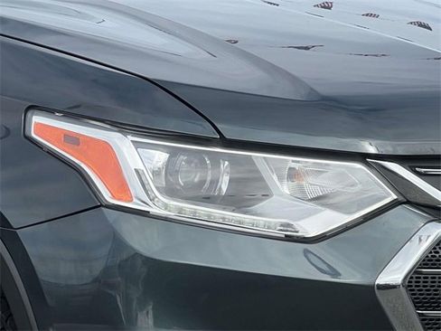 Used 2019 Chevrolet Traverse LT image 8