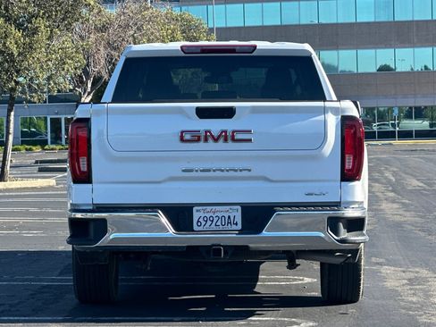 Used 2025 GMC Sierra 1500 SLT RWD image 5
