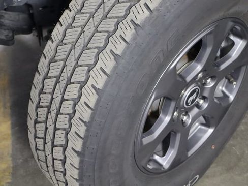 Used 2024 Ford Bronco Big Bend AWD/4WD image 34