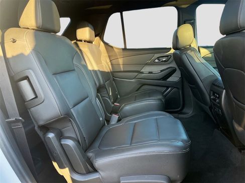 Used 2023 Chevrolet Traverse LT w/ LT Premium Package image 30