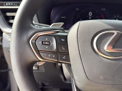 Used 2025 Lexus GX 550 w/ Accessory Package (Z1) image 27