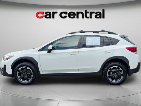 Used 2021 Subaru Crosstrek 2.0i Premium AWD/4WD image 2