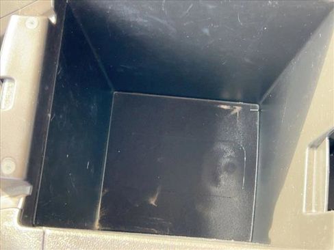 Used 2018 GMC Acadia SLT image 15