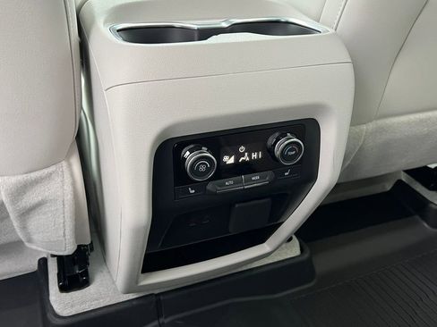 New 2026 Buick Enclave Avenir w/ Super Cruise Package image 36