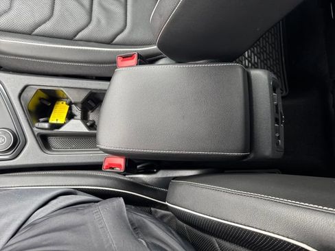 Used 2023 Volkswagen Tiguan SEL R-Line image 30