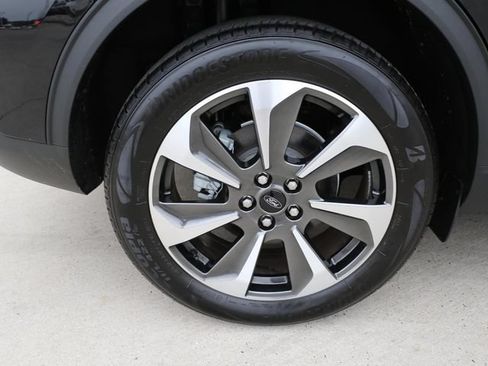 Used 2023 Ford Escape Platinum AWD/4WD image 8