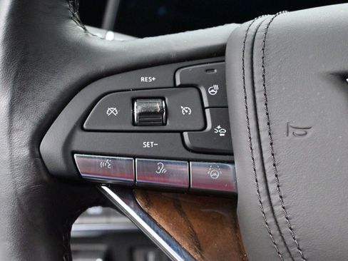 Certified 2024 Cadillac Escalade ESV Premium Luxury Platinum w/ Heavy-Duty Trailer Package image 20