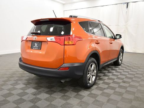 Used 2015 Toyota RAV4 XLE AWD/4WD image 8