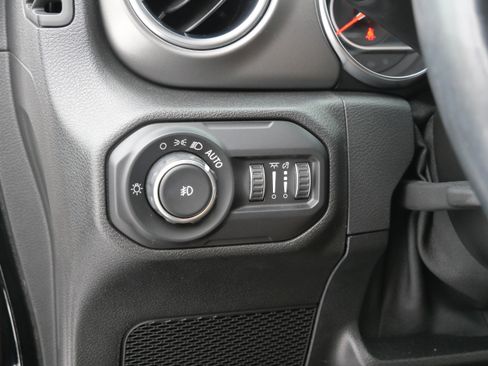 Used 2021 Jeep Wrangler Rubicon image 16